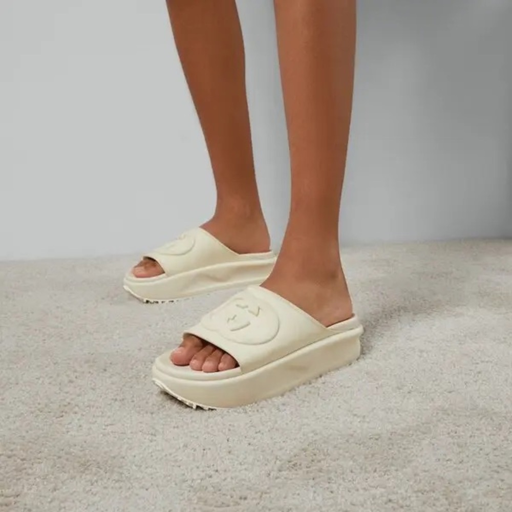 Gucci Off-White Logo Slide Sandals